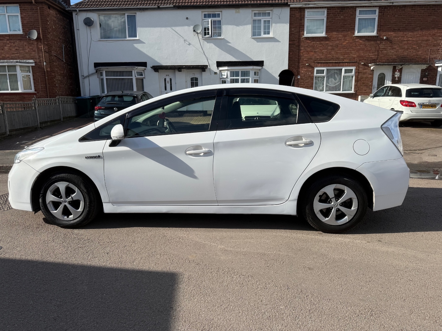 Used Toyota Prius 2019 for sale - 77889367: Photo 2