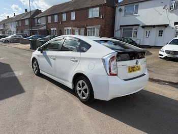 Used Toyota Prius 2014 for sale - 77889367: Photo