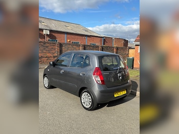Used Hyundai i10 2009 for sale - 76055615: Photo