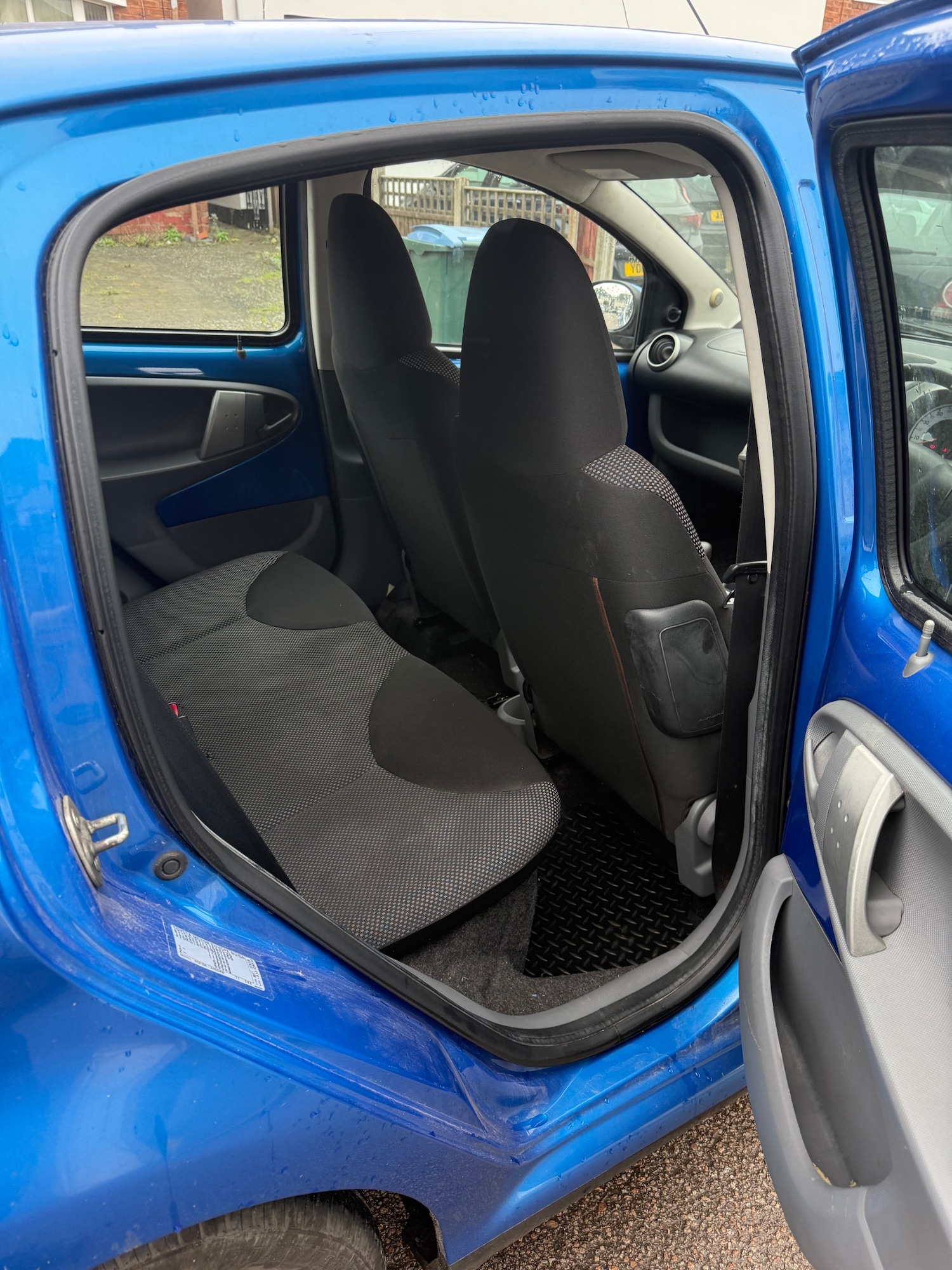 Used Toyota AYGO 2010 for sale - 77482623: Photo 13