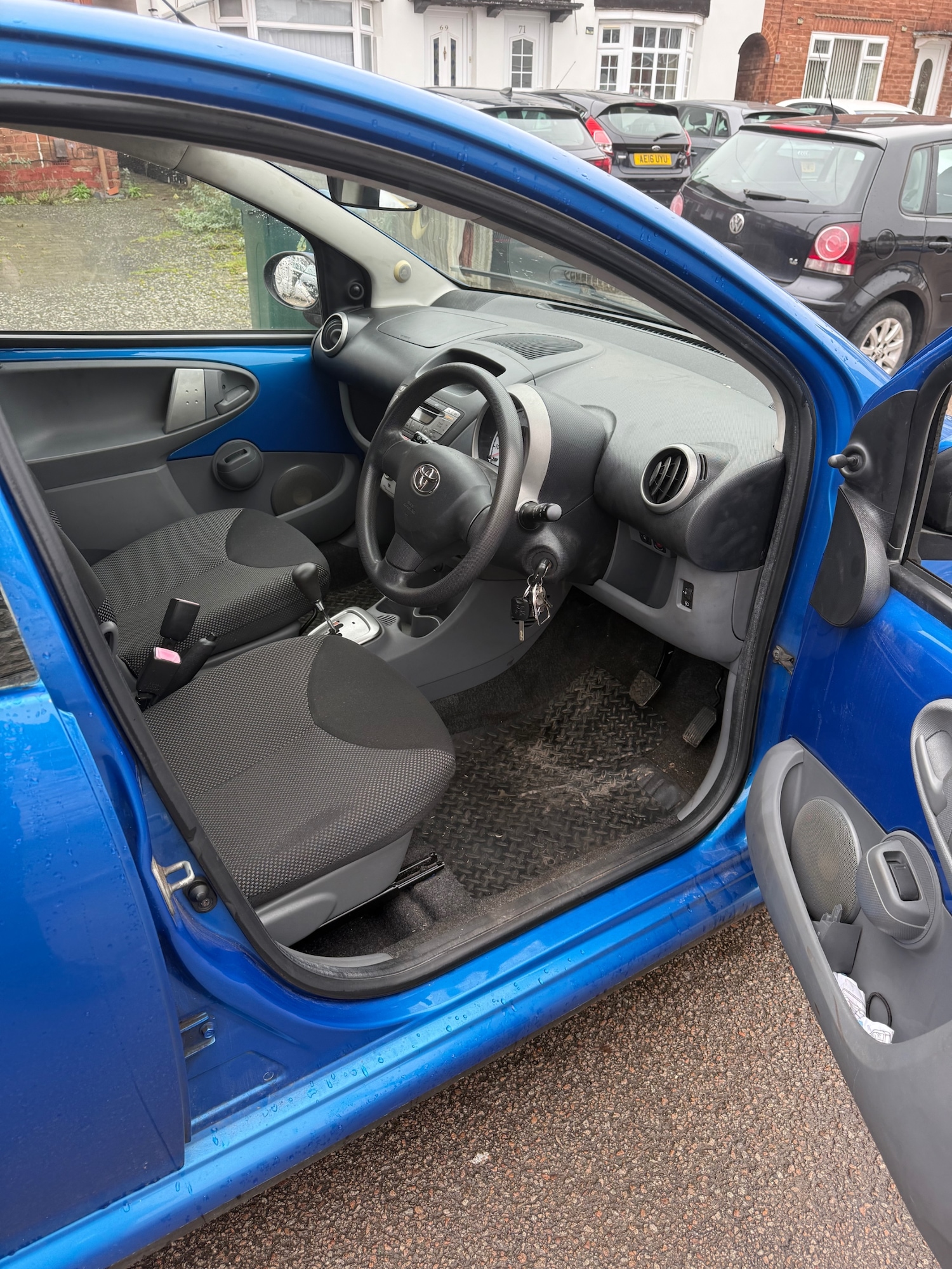 Used Toyota AYGO 2010 for sale - 77482623: Photo 9