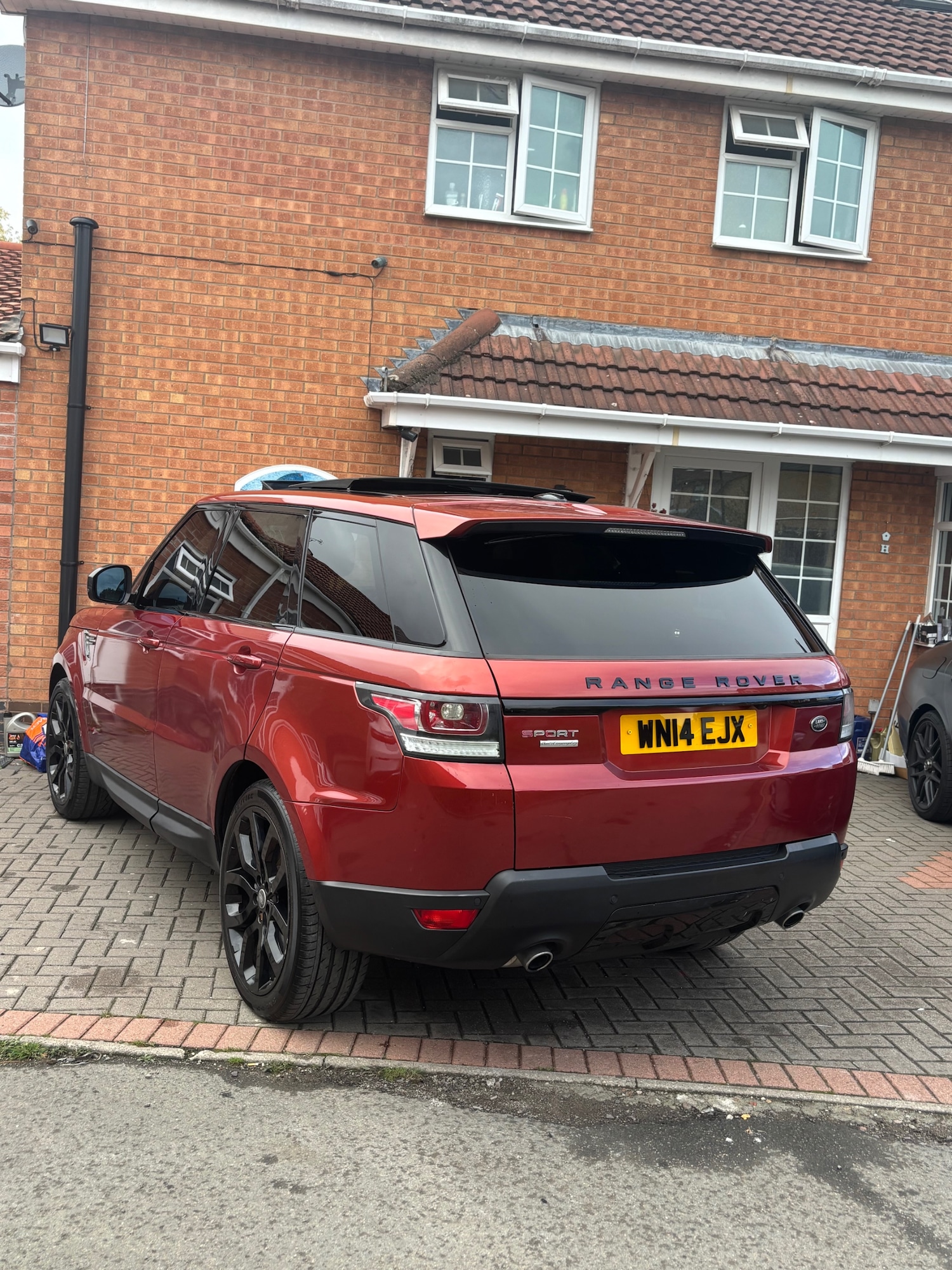 Used Land Rover Range Rover Sport 2014 for sale - 76332393: Photo 11