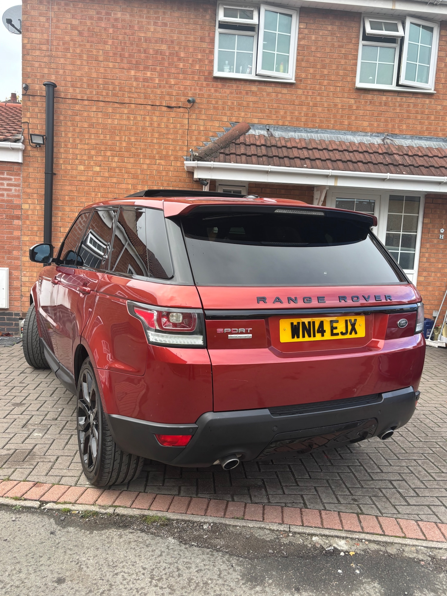 Used Land Rover Range Rover Sport 2014 for sale - 76332393: Photo 12