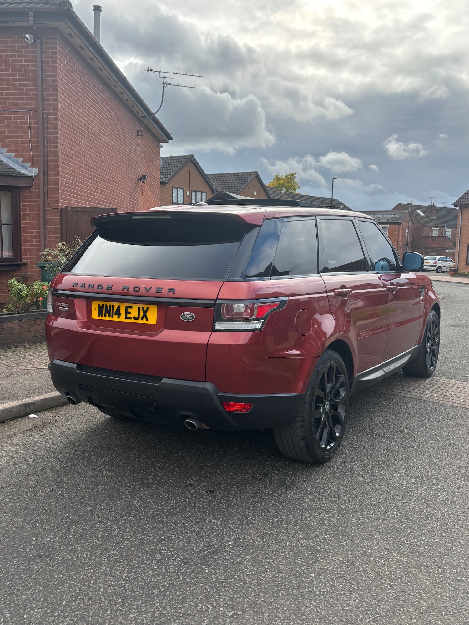 Used Land Rover Range Rover Sport 2014 for sale - 76332393: Photo 18