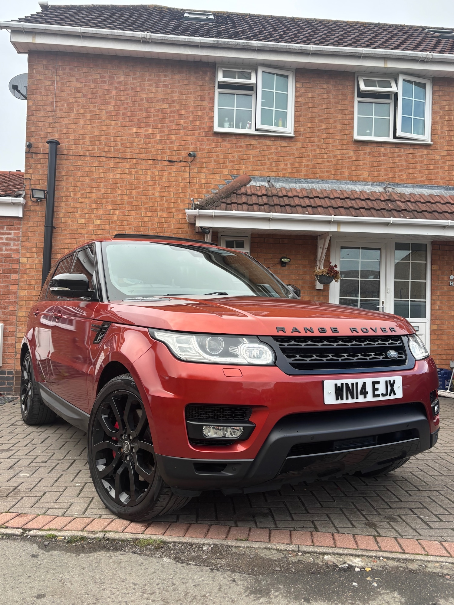 Used Land Rover Range Rover Sport 2014 for sale - 76332393: Photo 3