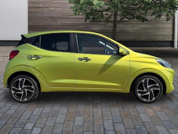 Used Hyundai i10 2025 for sale - 77909097: Photo