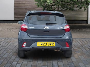 Used Hyundai i10 2023 for sale - 79540301: Photo