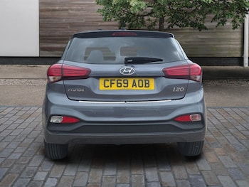 Used Hyundai i20 2020 for sale - 78910913: Photo
