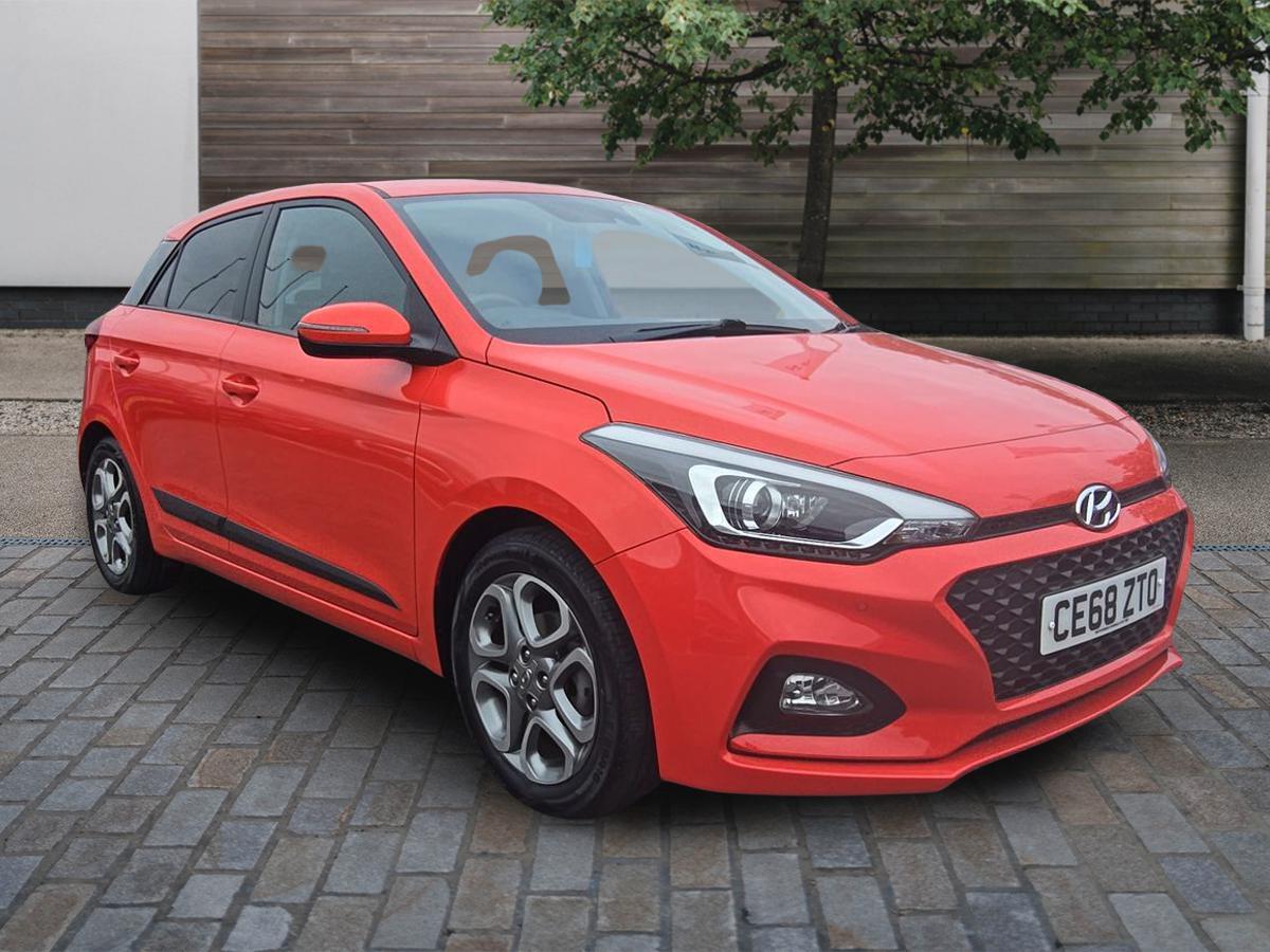 Used Hyundai i20 2018 for sale - 76042534: Photo 1