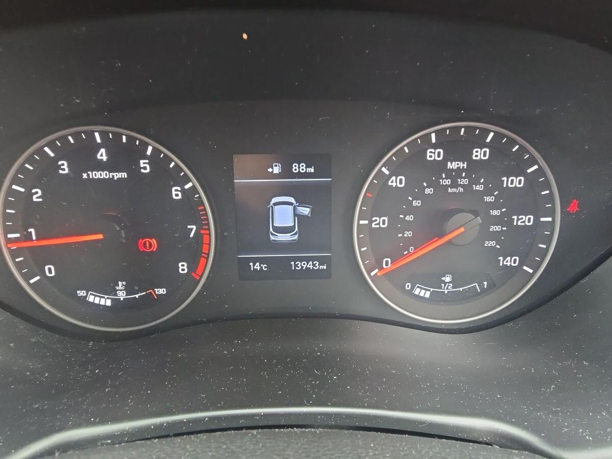 Used Hyundai i20 2018 for sale - 76042534: Photo 14