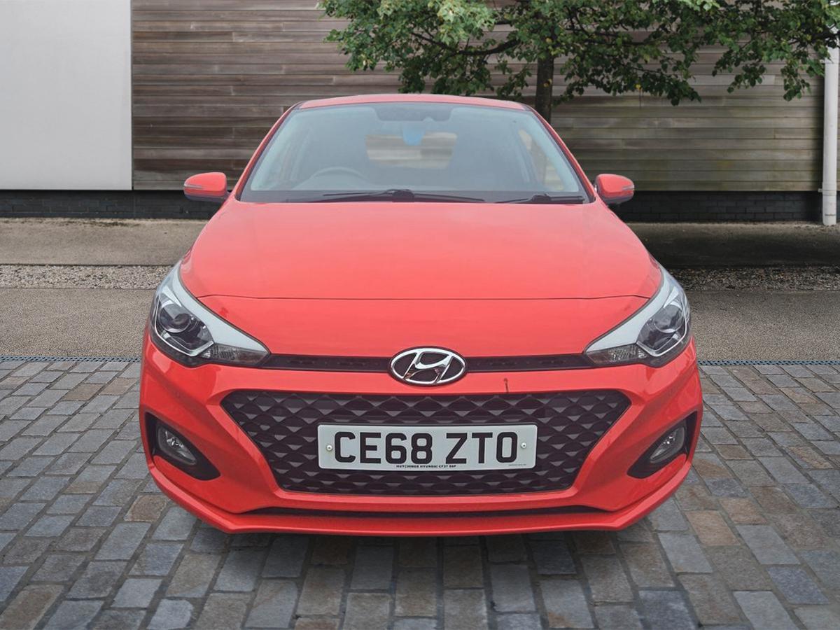 Used Hyundai i20 2018 for sale - 76042534: Photo 8