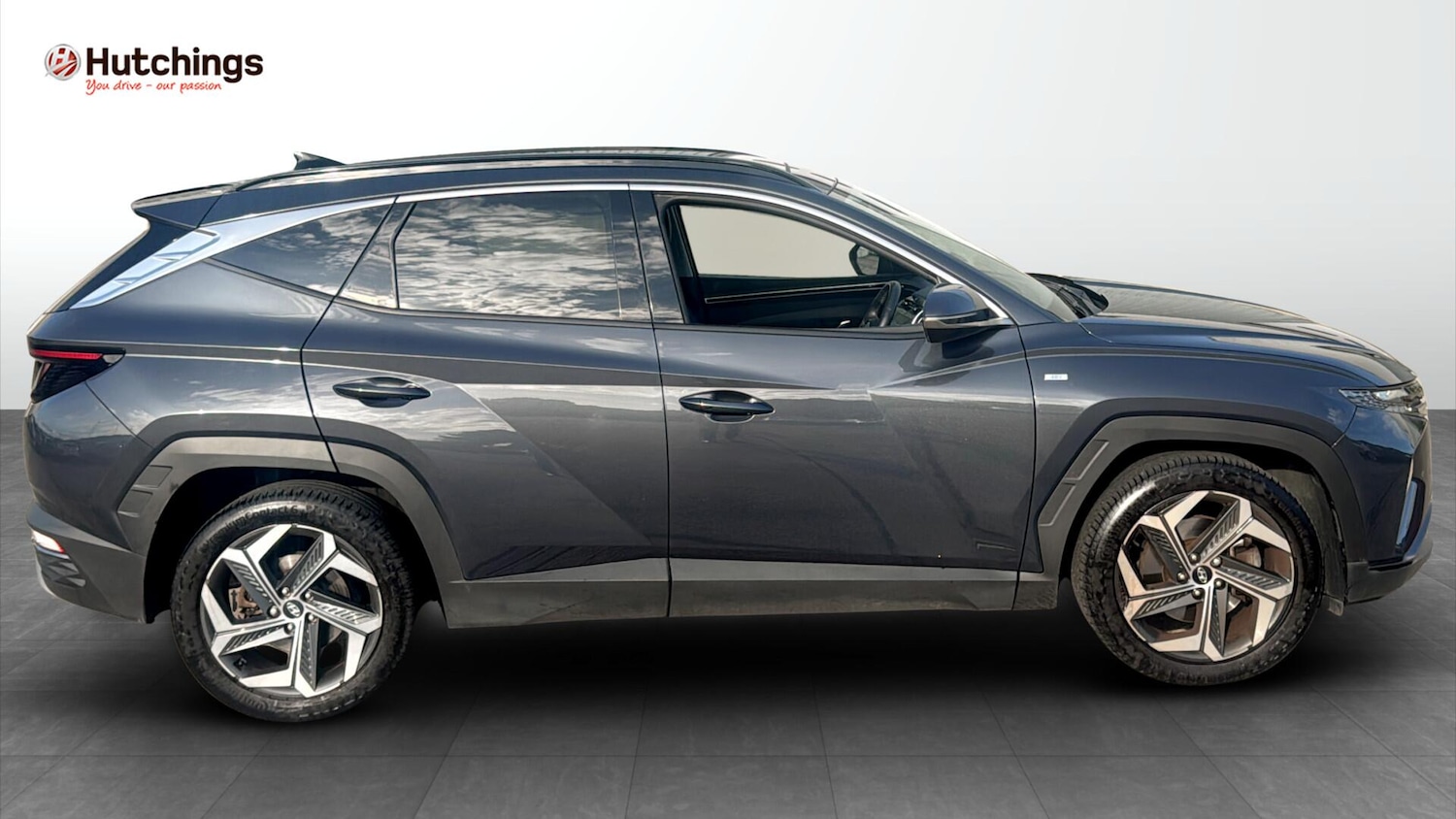 Used Hyundai TUCSON for sale - 76997882: Photo 2