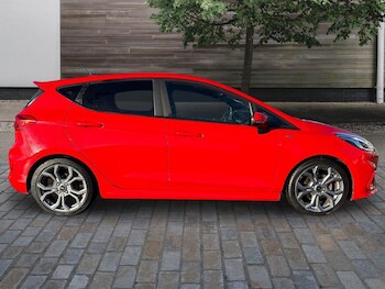 Used Ford Fiesta 2021 for sale - 76952546: Photo