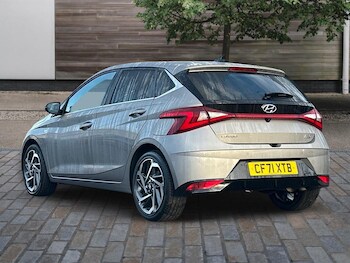 Used Hyundai i20 2022 for sale - 76457781: Photo