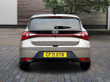 Used Hyundai i20 2022 for sale - 76457781: Photo
