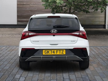 Used Hyundai i20 2024 for sale - 77909279: Photo