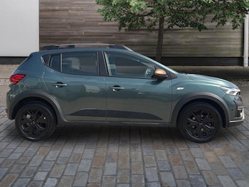 Used Dacia Sandero Stepway 2024 for sale - 79247617: Photo