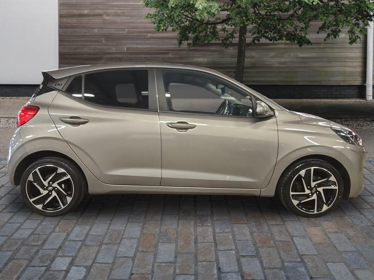 Used Hyundai i10 2020 for sale - 76251125: Photo 2
