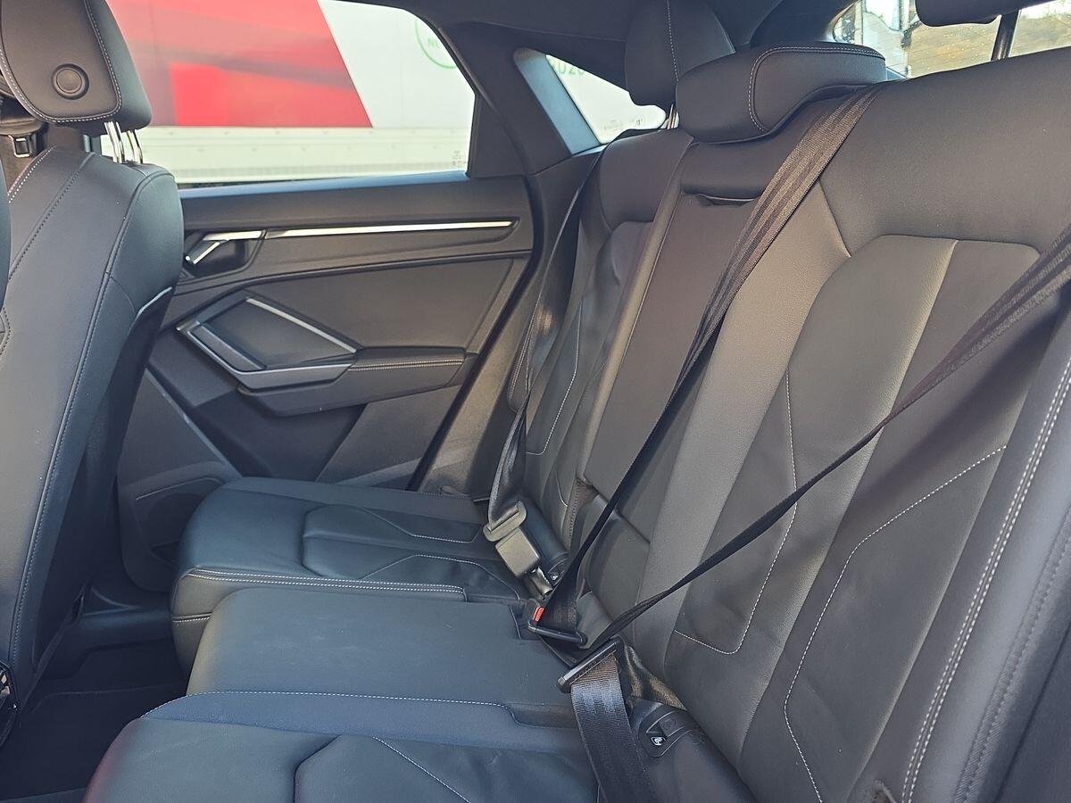 Used Audi Q3 2022 for sale - 76886400: Photo 15