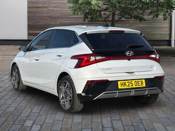 Used Hyundai i20 2025 for sale - 77632900: Photo