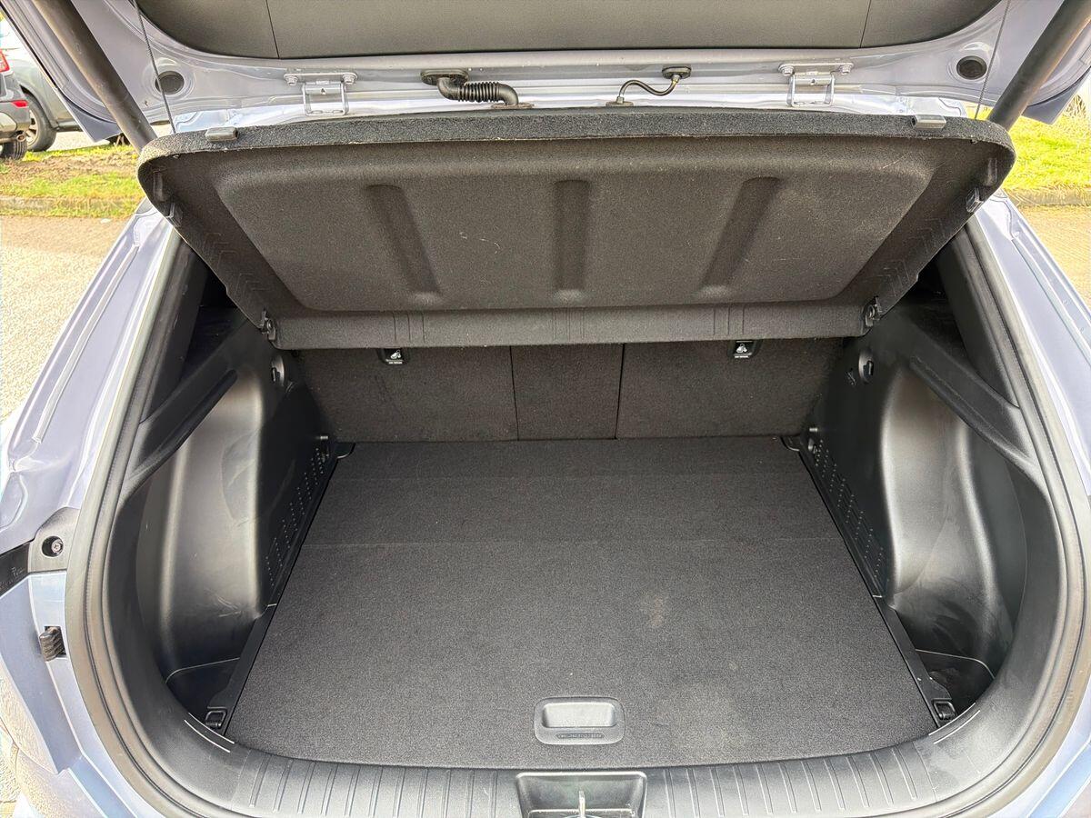 Used Hyundai KONA 2024 for sale - 77598987: Photo 42