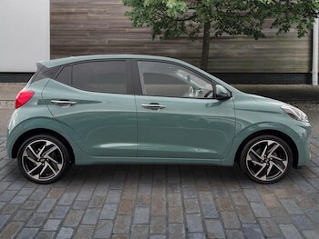 Used Hyundai i10 2023 for sale - 77598965: Photo