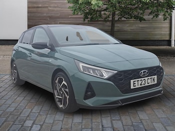 Used Hyundai i20 2023 for sale - 76306680: Photo