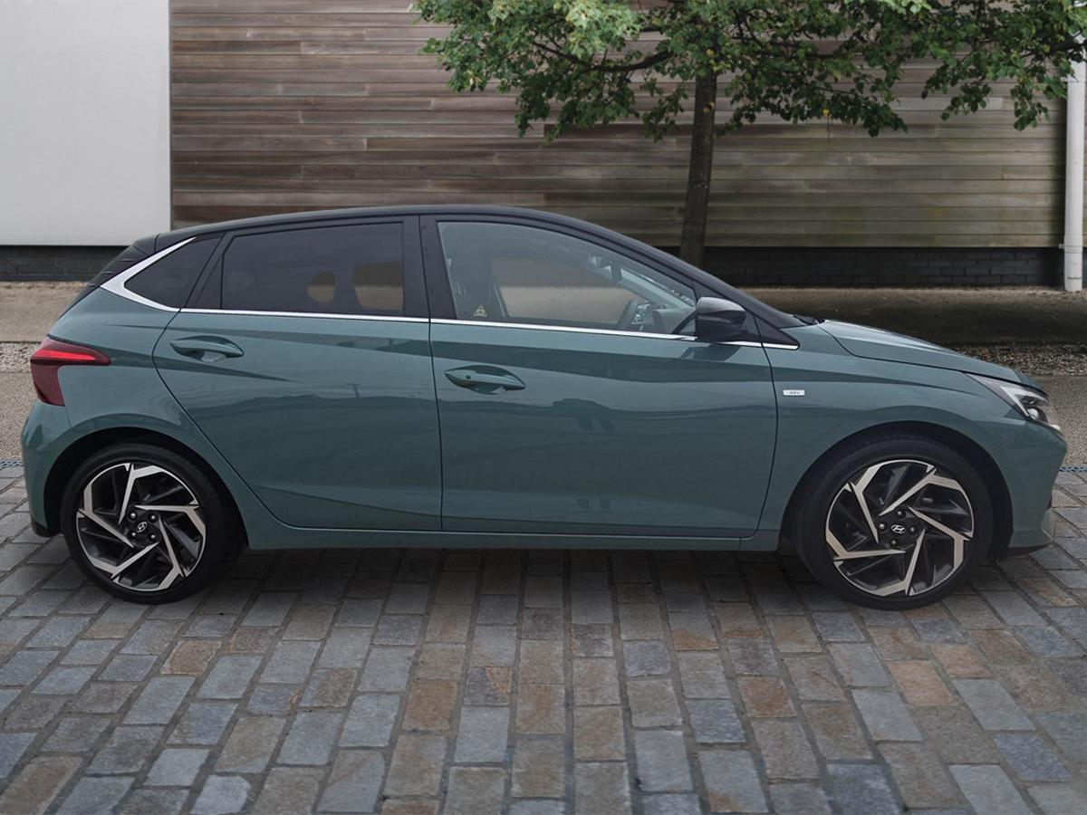 Used Hyundai i20 2023 for sale - 76306680: Photo 2