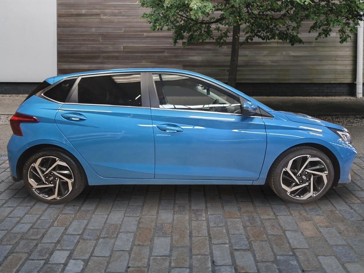 Used Hyundai i20 2021 for sale - 76138300: Photo 2