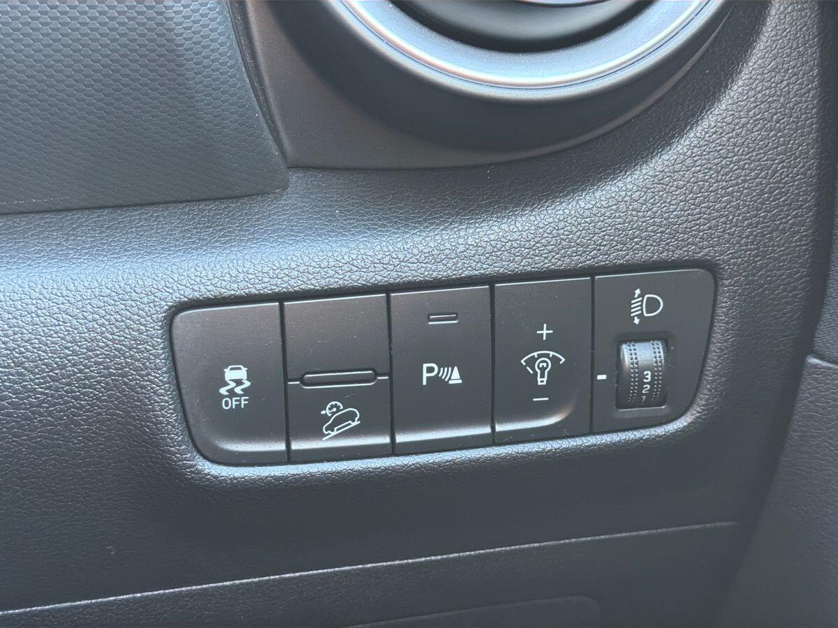 Used Hyundai KONA 2022 for sale - 76521538: Photo 35