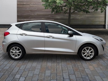 Used Ford Fiesta 2018 for sale - 79062671: Photo