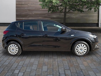 Used Dacia Sandero 2022 for sale - 79540088: Photo
