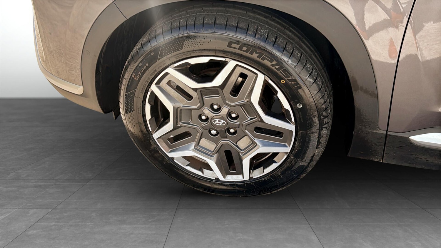 Used Hyundai Santa Fe 2021 for sale - 76158572: Photo 15