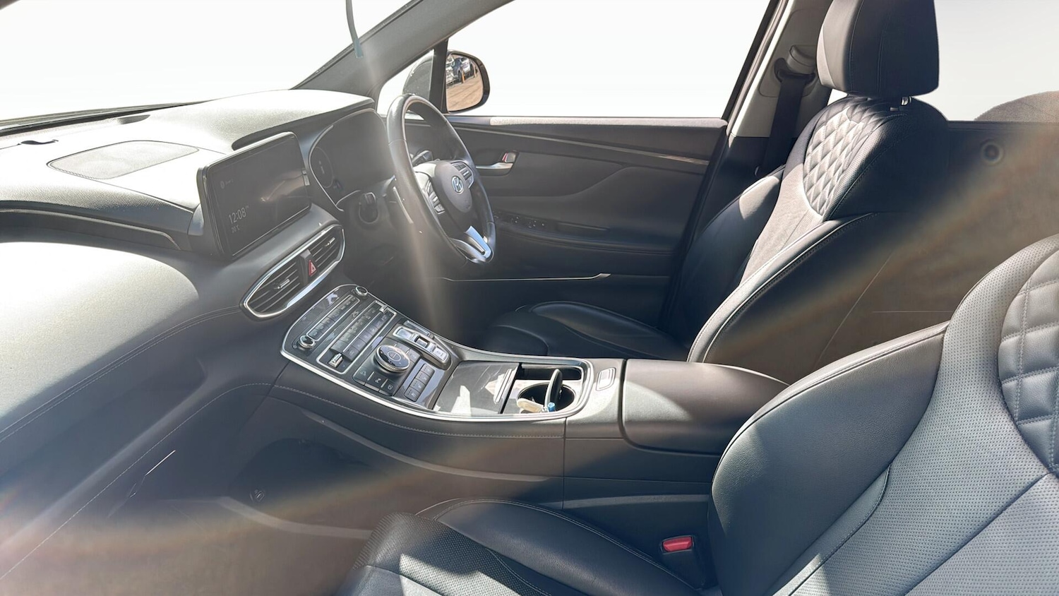 Used Hyundai Santa Fe 2021 for sale - 76158572: Photo 28