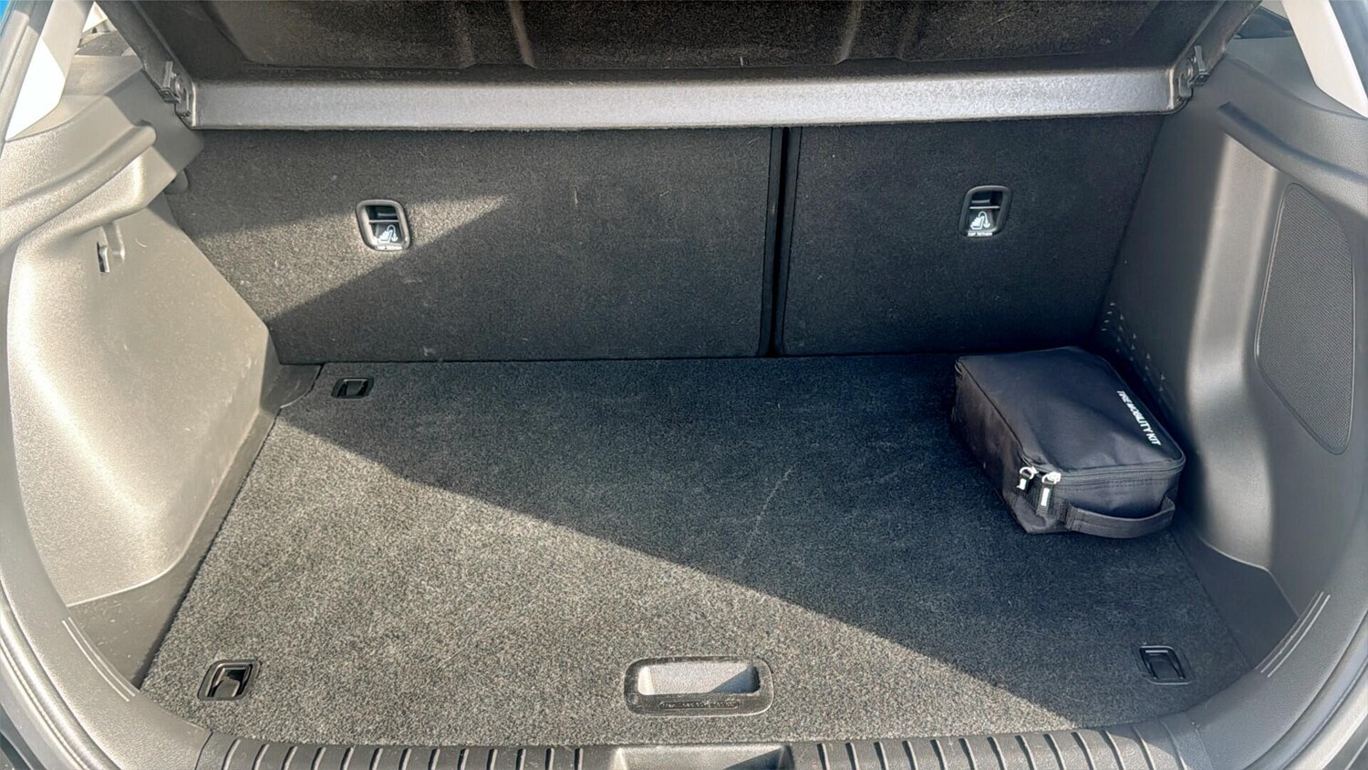 Used Hyundai KONA 2022 for sale - 76137004: Photo 6