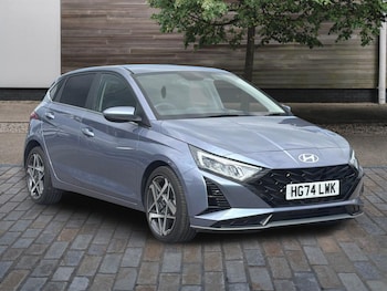 Used Hyundai i20 2024 for sale - 77909740: Photo