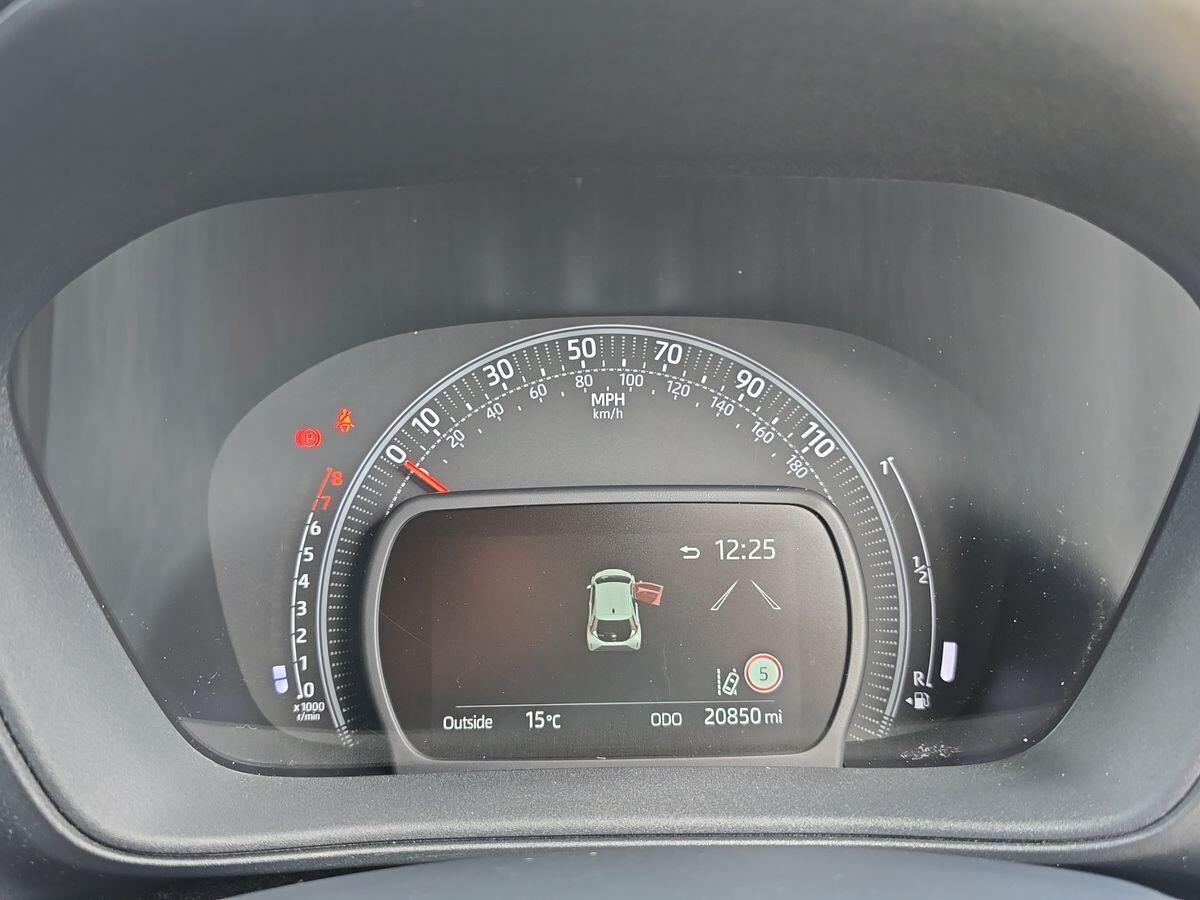 Used Toyota Aygo X 2023 for sale - 76179402: Photo 13