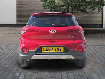 Used Hyundai i20 2017 for sale - 78347702: Photo