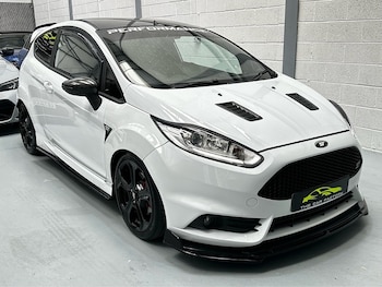 Used Ford Fiesta 2016 for sale - 79434336: Photo