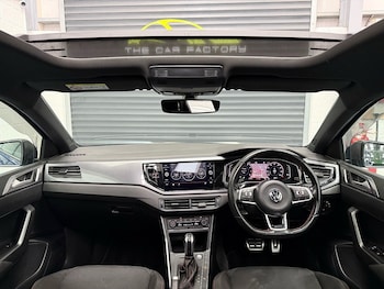 Used Volkswagen Polo 2019 for sale - 79000427: Photo