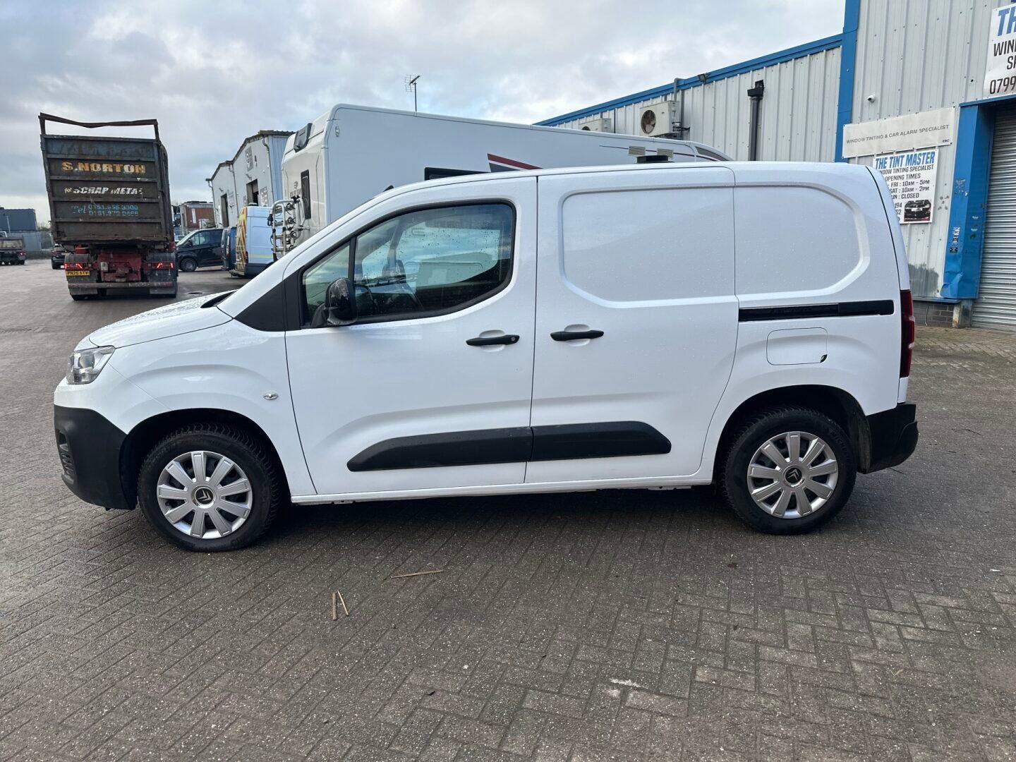 Used Citroen Berlingo 2022 for sale - 77651550: Photo 5