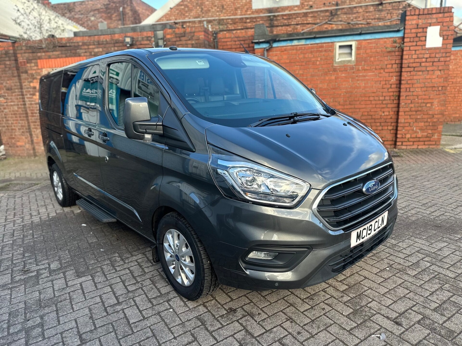 Used Ford Transit Custom 2019 for sale - 76569385: Photo 1