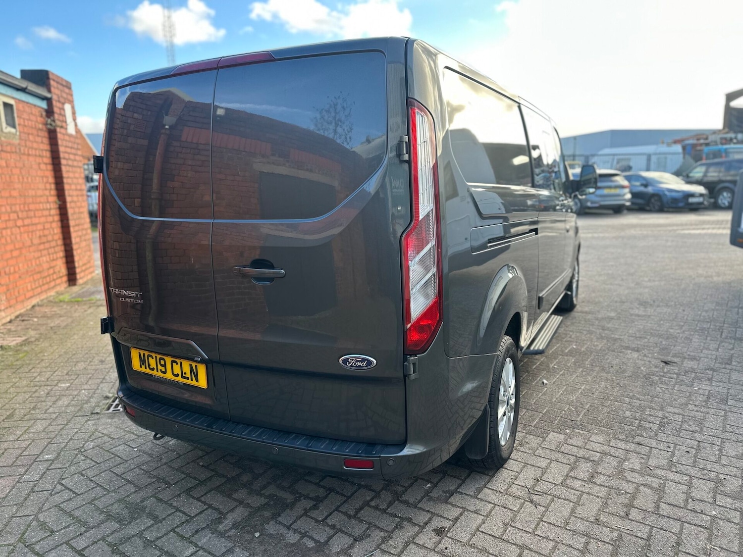 Used Ford Transit Custom 2019 for sale - 76569385: Photo 10