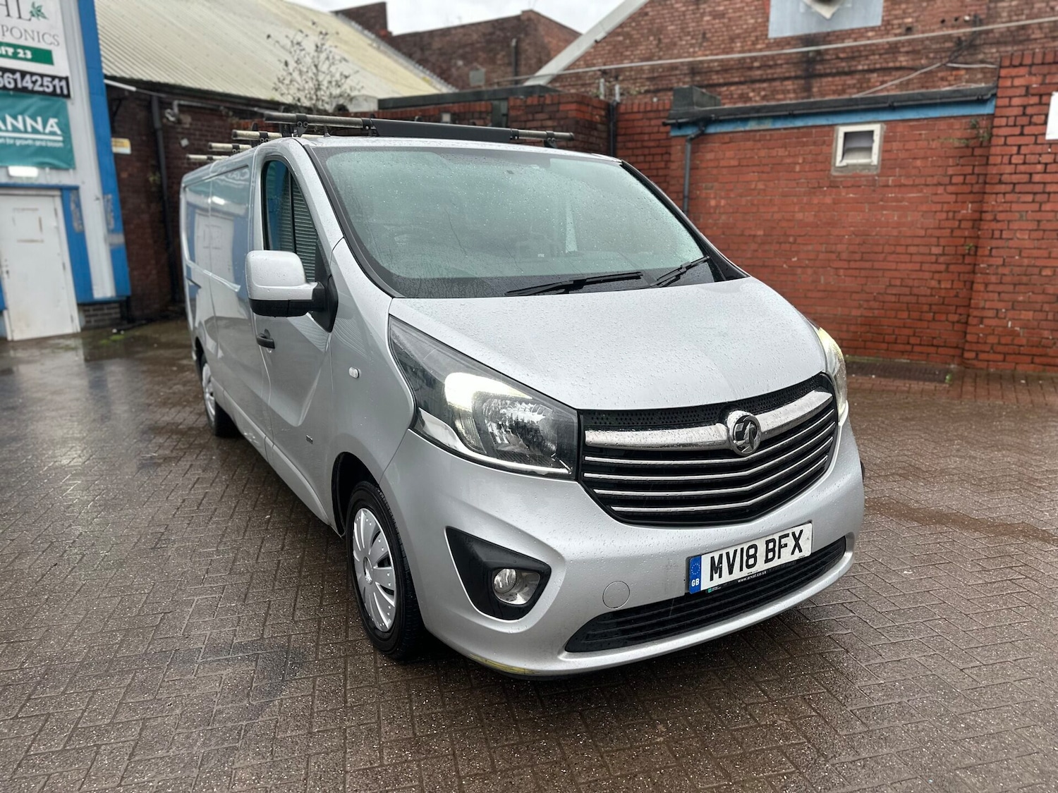 Used Vauxhall Vivaro 2018 for sale - 76576682: Photo 1