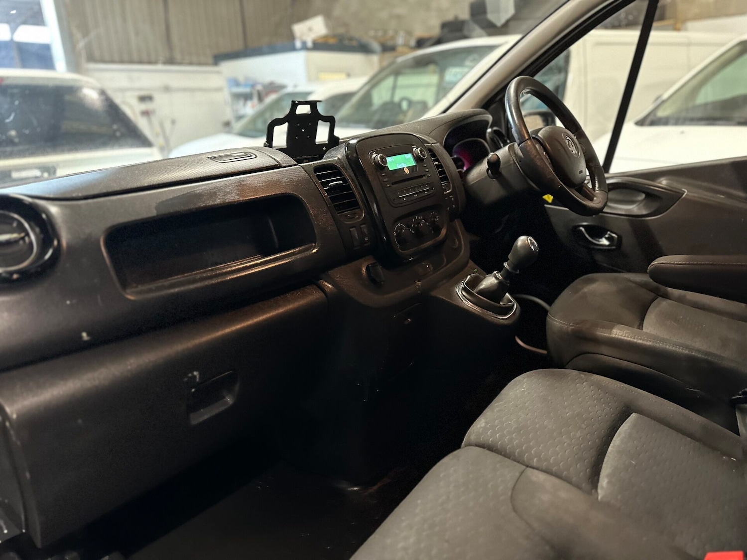 Used Vauxhall Vivaro 2018 for sale - 76576682: Photo 4