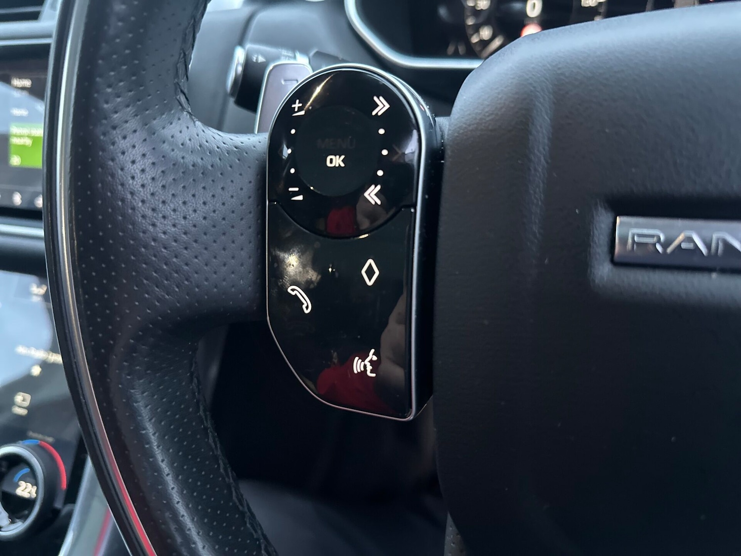 Used Land Rover Range Rover Sport 2019 for sale - 76863104: Photo 17