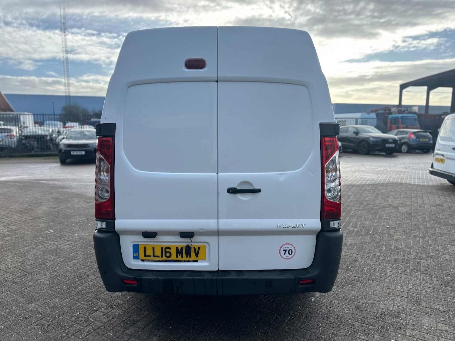 Used Peugeot Expert 2016 for sale - 76859943: Photo 6