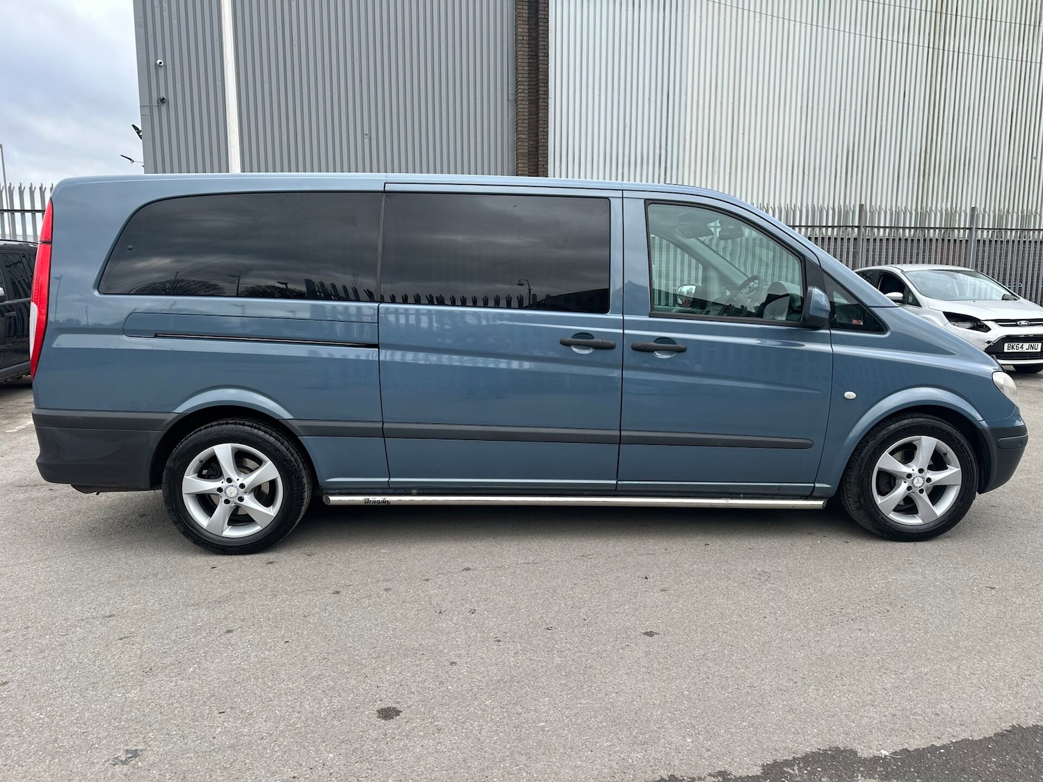 Used Mercedes-Benz Vito 2010 for sale - 77311437: Photo 8