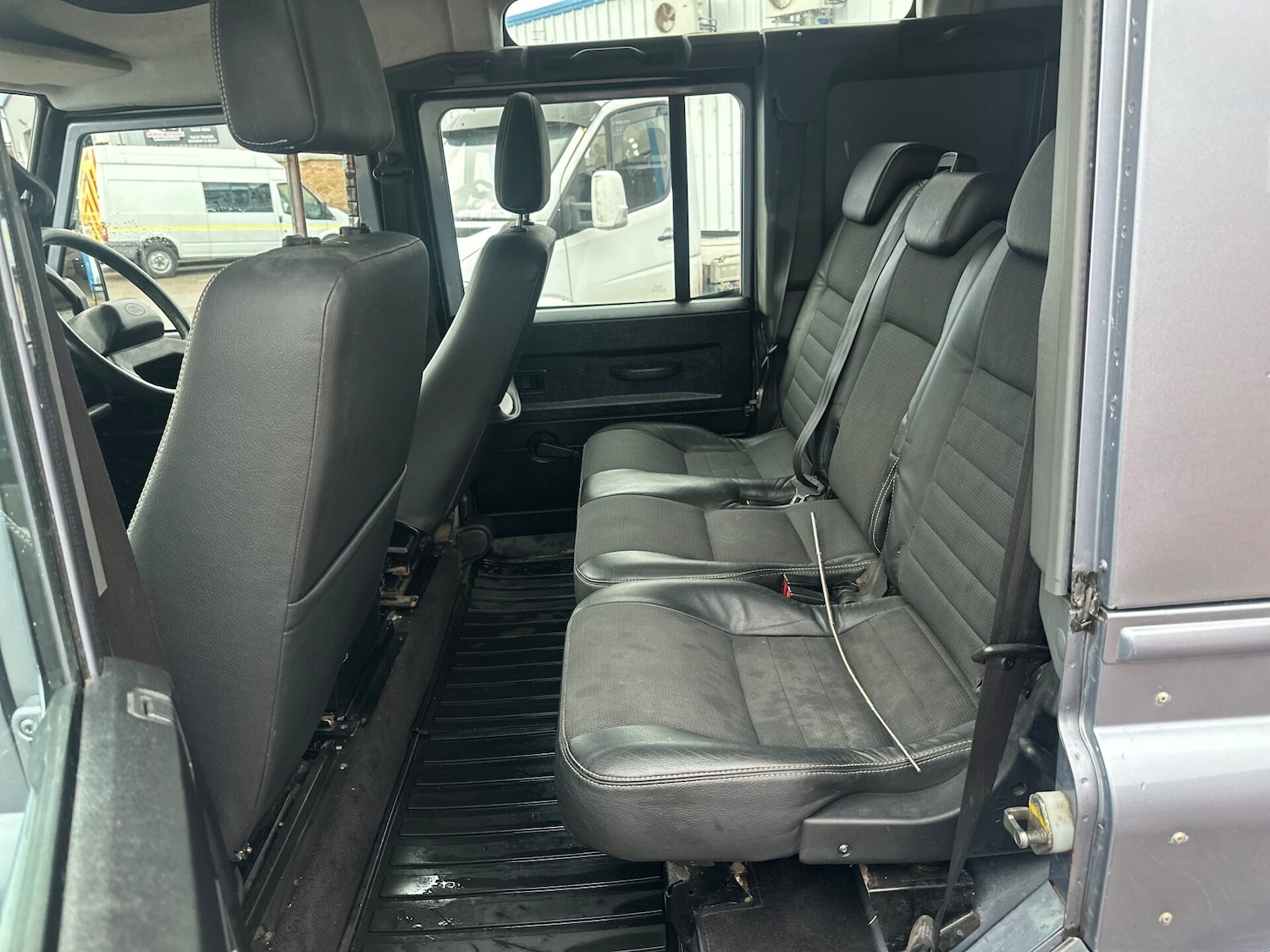 Used Land Rover Defender 2009 for sale - 76969849: Photo 17