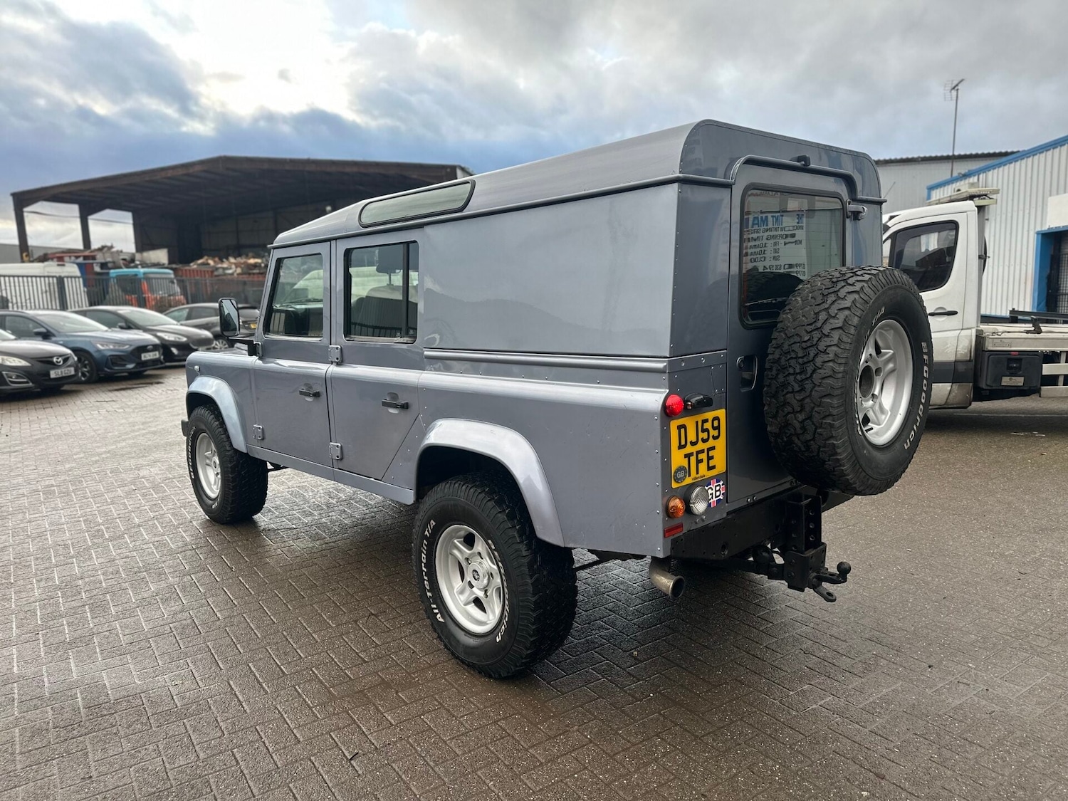 Used Land Rover Defender 2009 for sale - 76969849: Photo 8